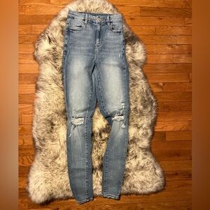 American Eagle Blue Distressed Curvy Highest Rise Jegging